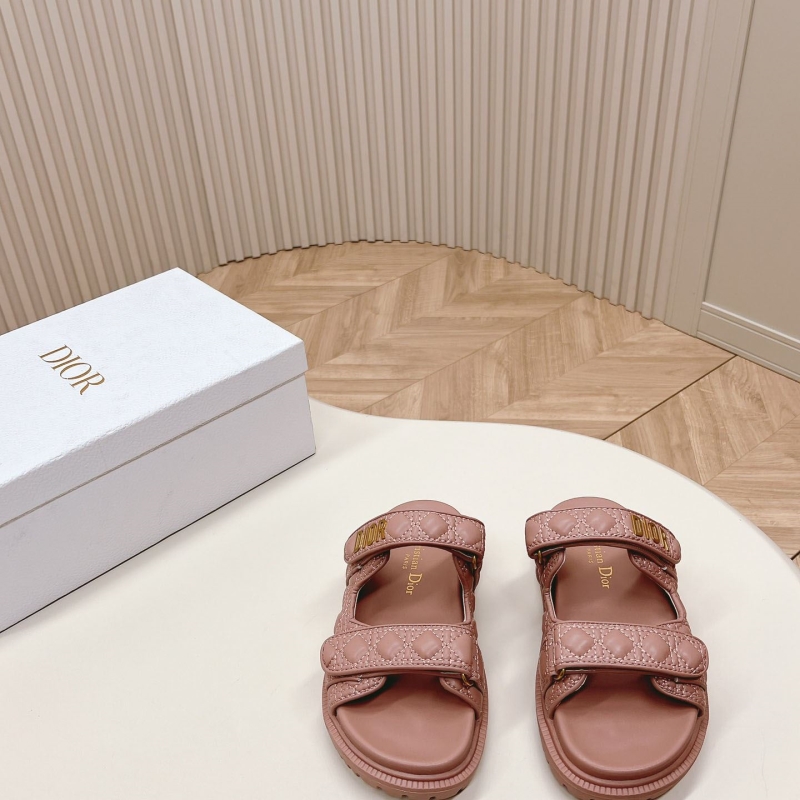 ch**an D*or sandals